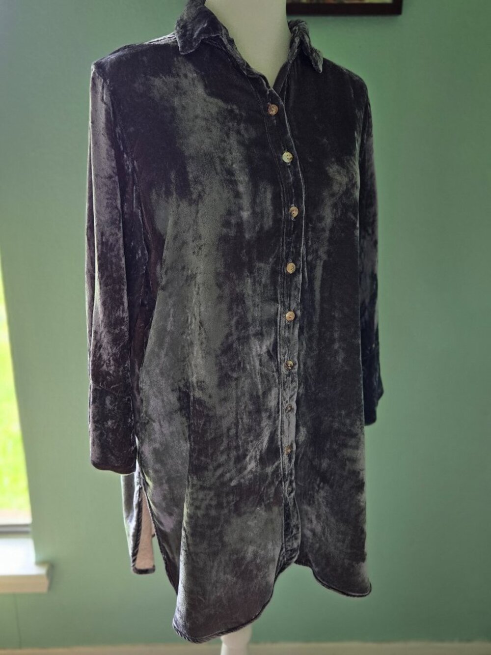 CUT LOOSE Velvet Tunic. Size XS